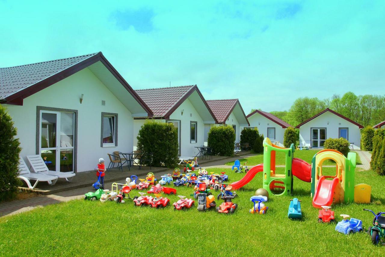 Koralowe domki 350 m od morza Sarbinowo Zewnętrze zdjęcie